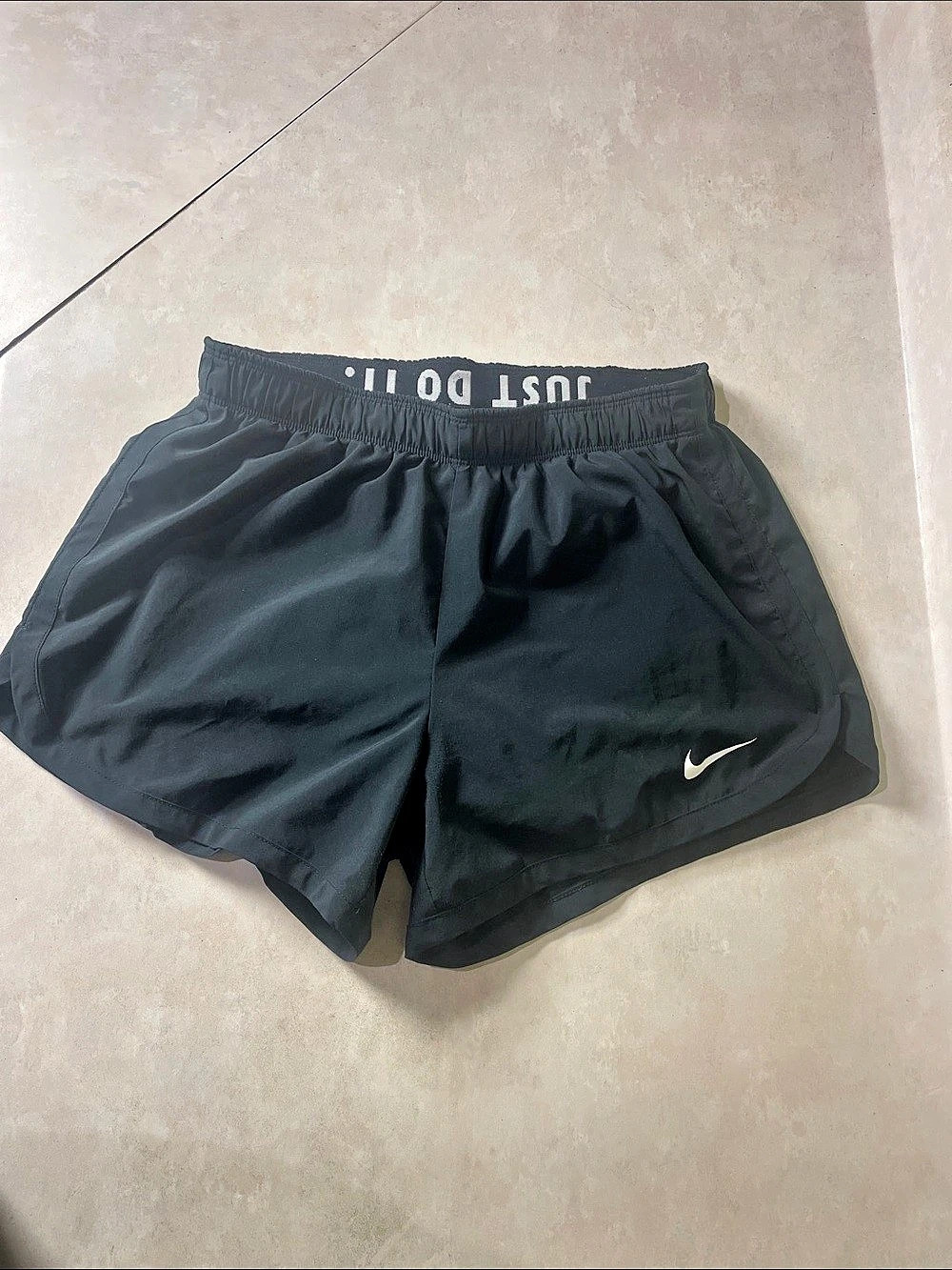 Nike Tempo Luxe Running Shorts Black Medium
